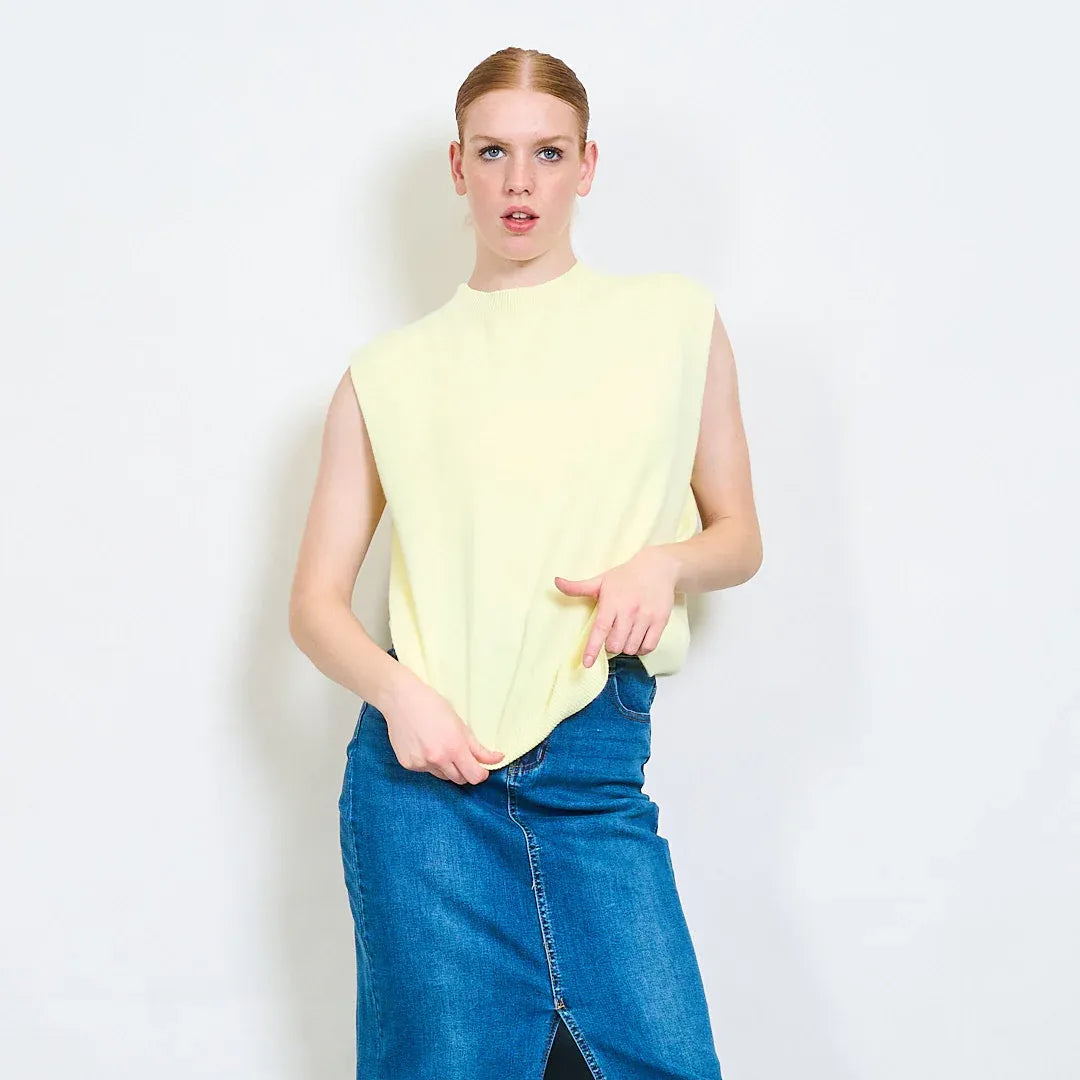 Gilet Donna a Girocollo Senza Maniche in Maglia con Fondo a Costine