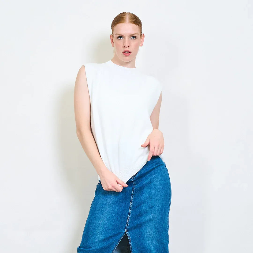 Gilet Donna a Girocollo Senza Maniche in Maglia con Fondo a Costine