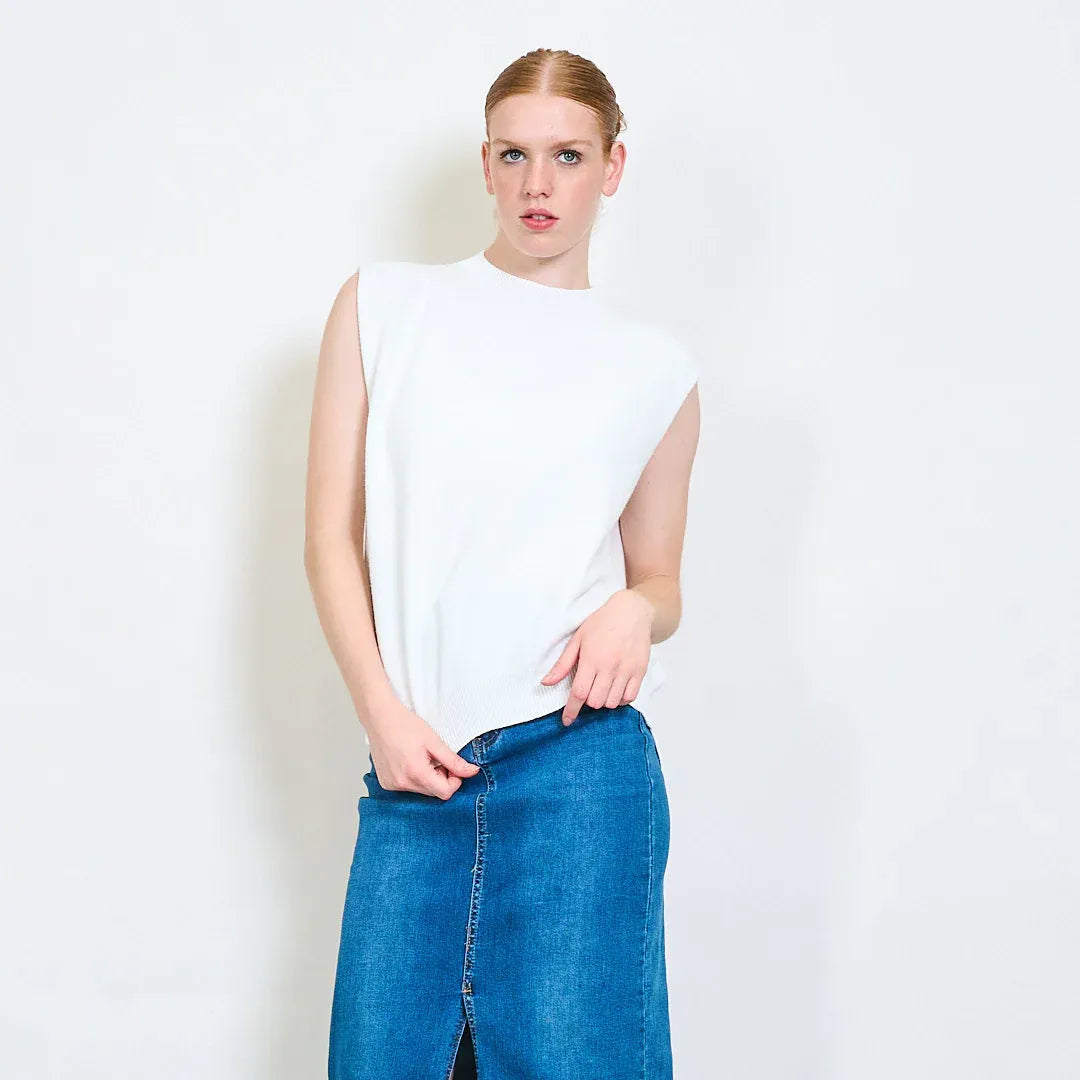 Gilet Donna a Girocollo Senza Maniche in Maglia con Fondo a Costine