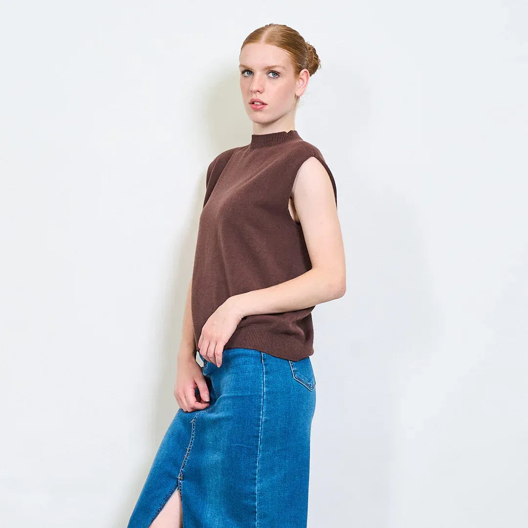 Gilet Donna a Girocollo Senza Maniche in Maglia con Fondo a Costine